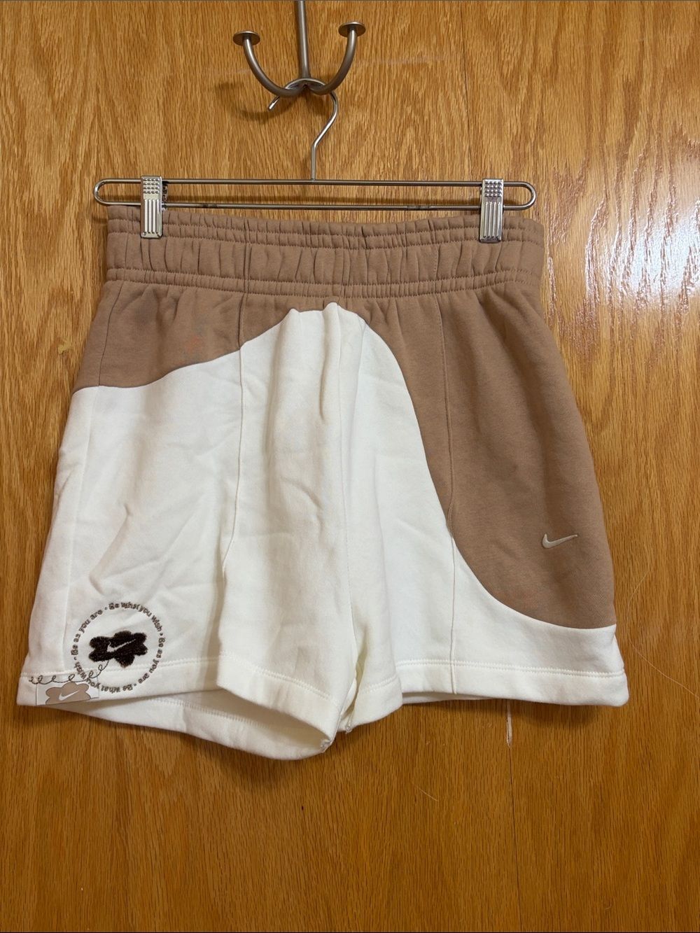 NWT Nike Classic Sweatshorts Women's Size S Tan Colorblock Summer Shorts